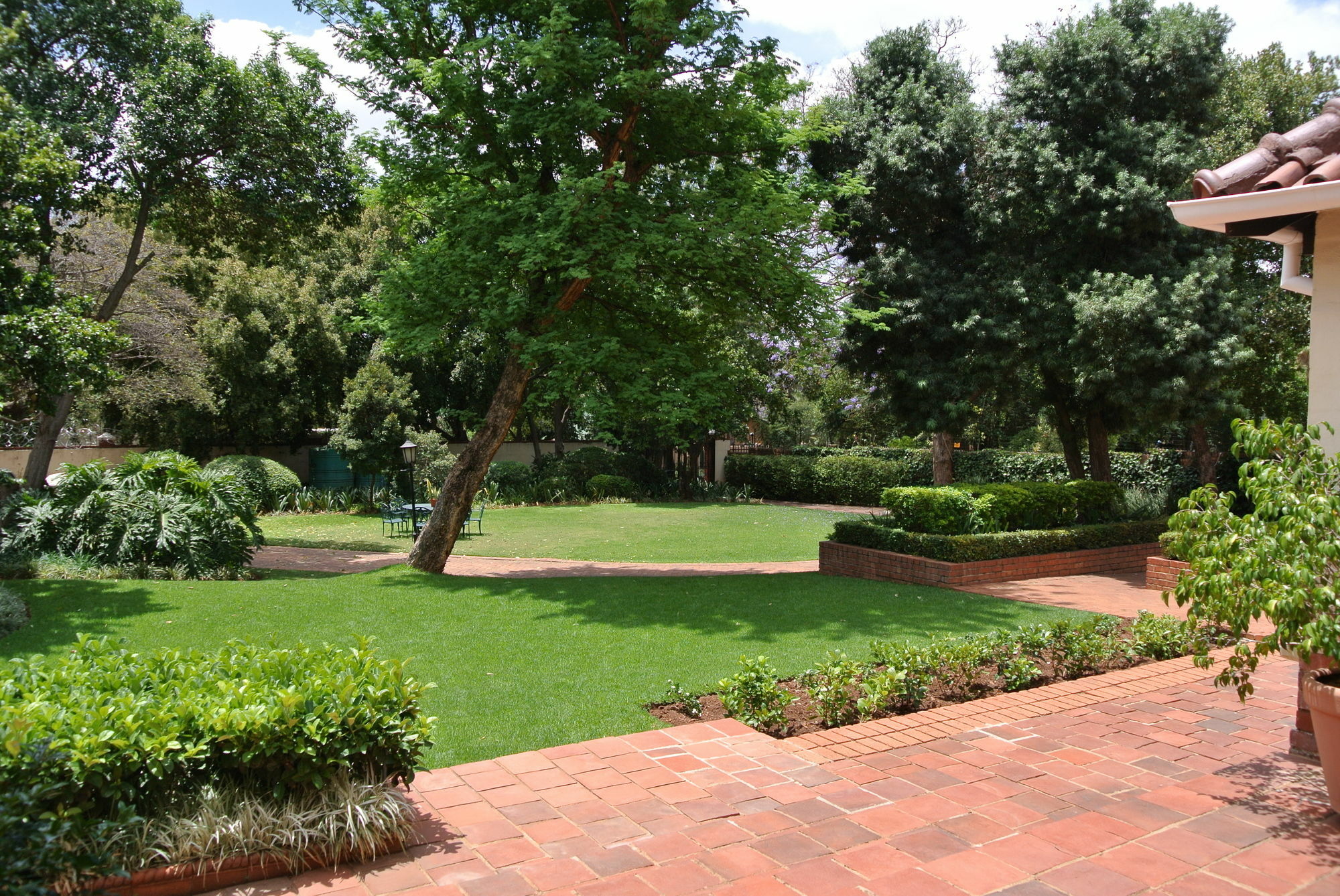 Brooklyn Manor Hotel Pretoria-Noord Exterior foto